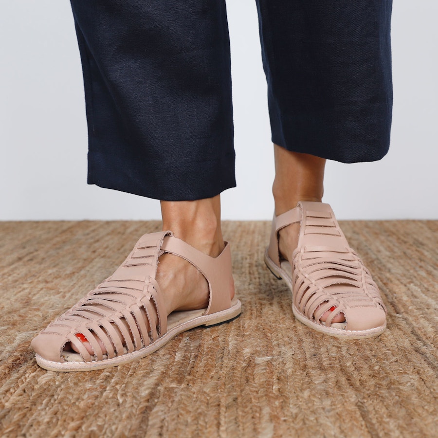 Front Astrid Sandal The Shoe Camaraderie Leather By The Fabric Store Cass Pant