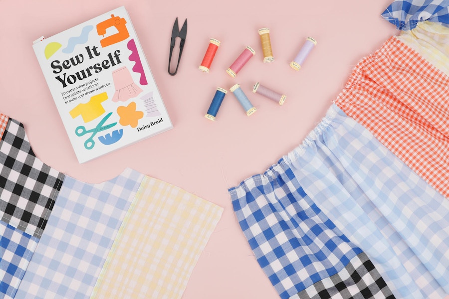DIY Daisy Maya Dress The Fabric Store Blog Supplies