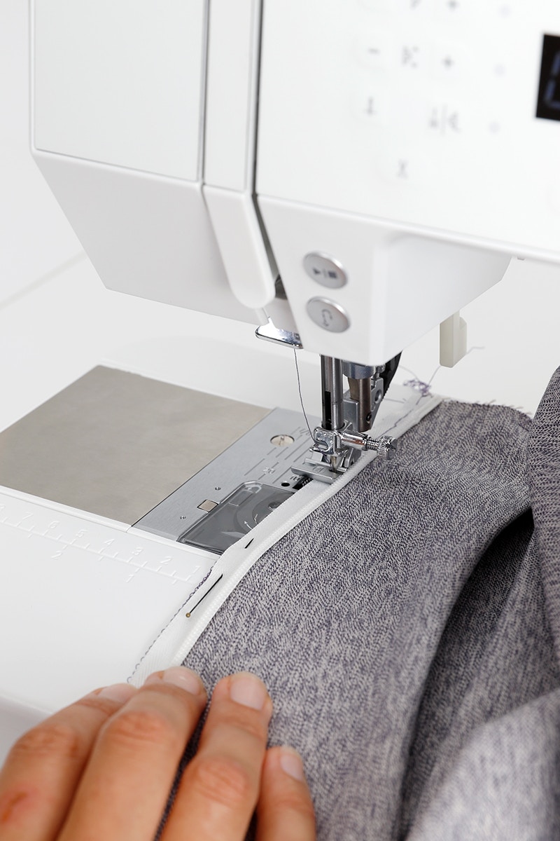 7 Sewing First Stitch On Zip