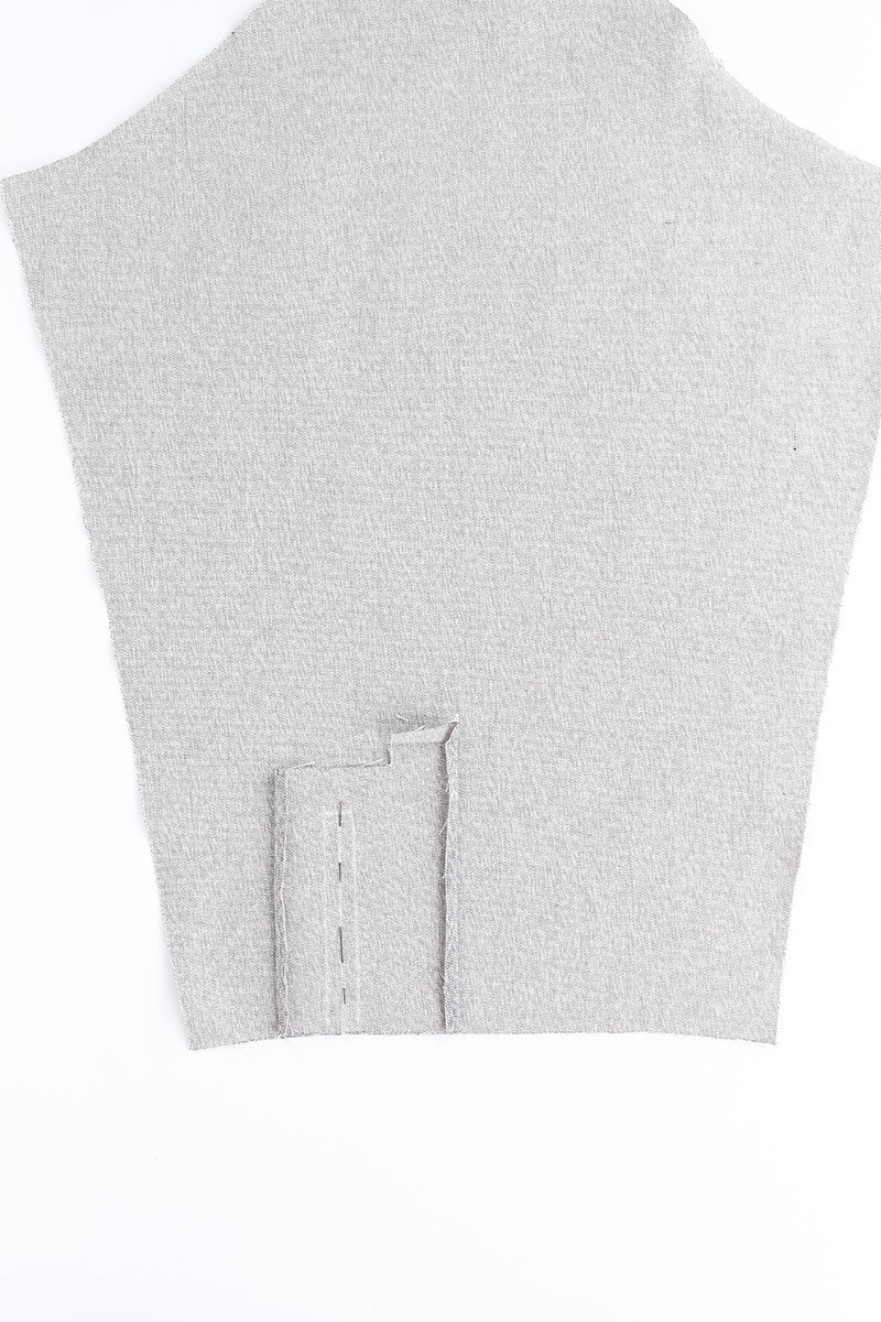 3 Sleeve Placket Pinned onto Sleeve