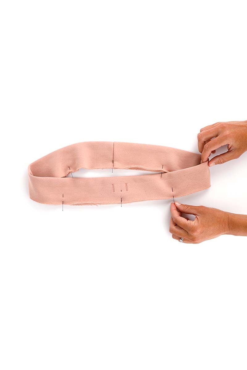 26 pinning waist band