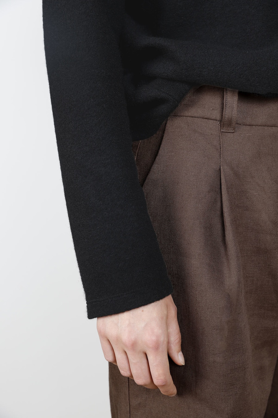 Fog tee black merino detail hand