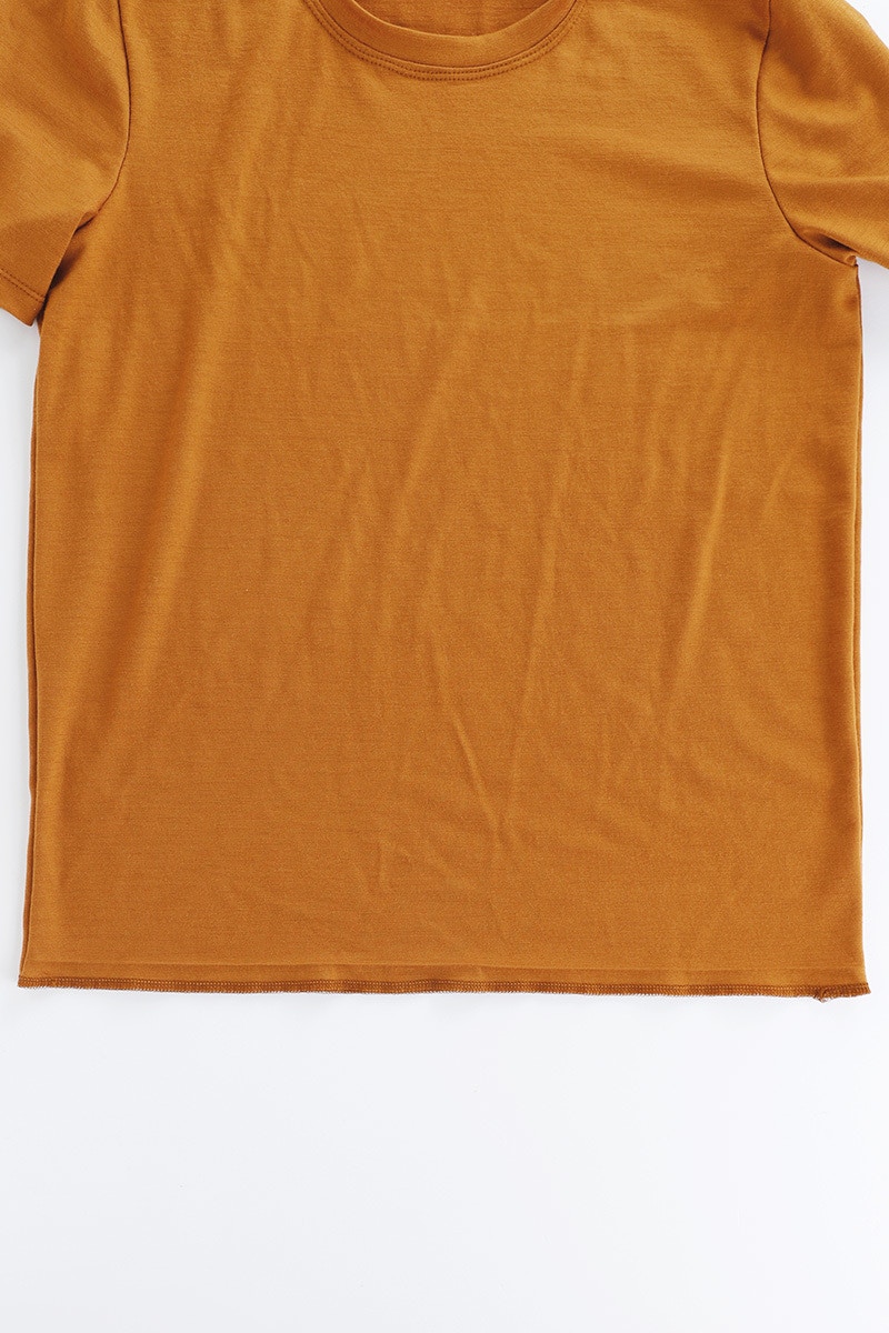 1 Overlock Hem Crew