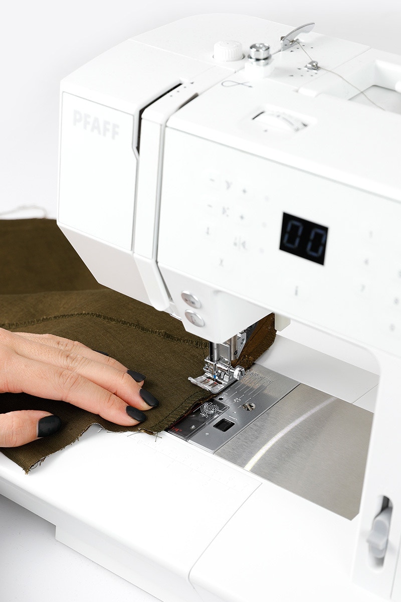 6 Sewing Facing Shoulder