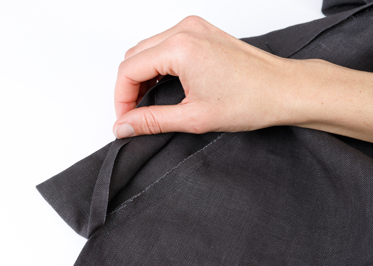 3 Collar attached 1200px