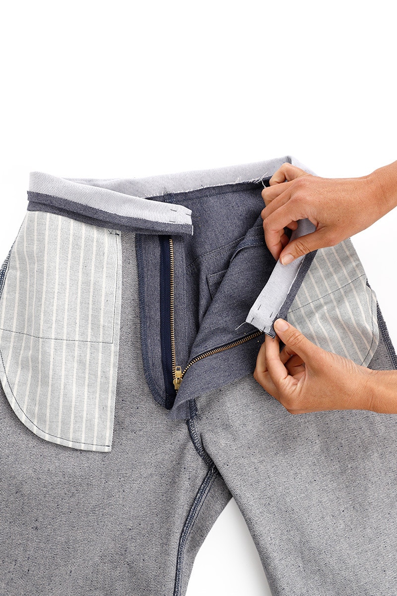 26 pinning waist band front step2