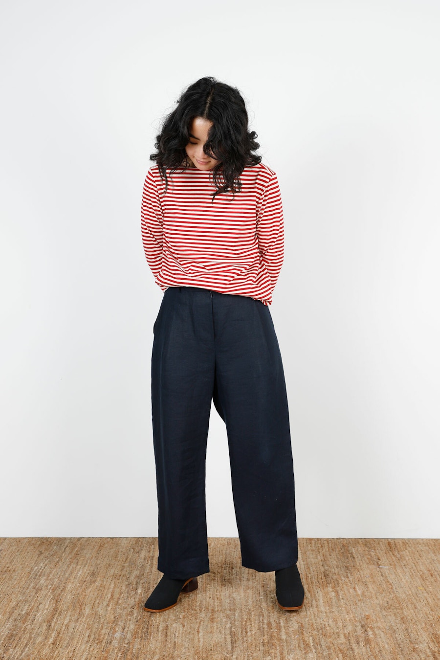 Looking Stripe Make by TFS Boat Neck Fog Tee Cass Pants