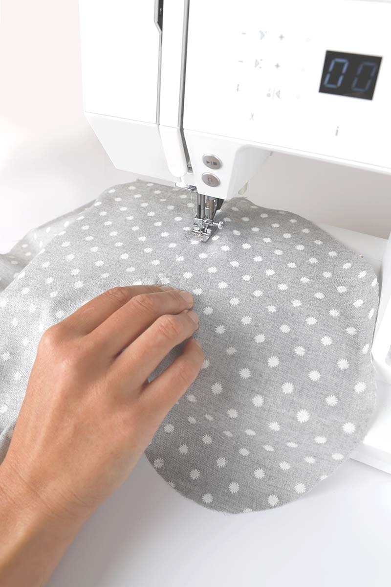 15 sewing the pocket