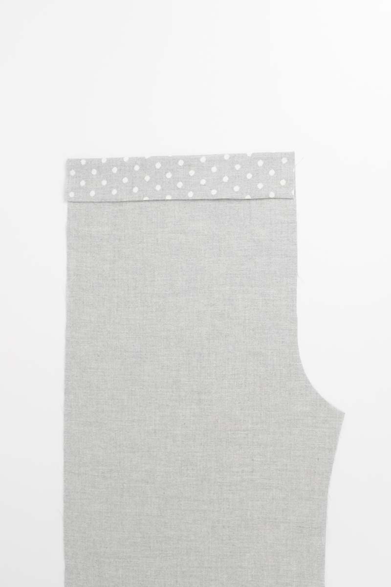 2 front leg waist band folded