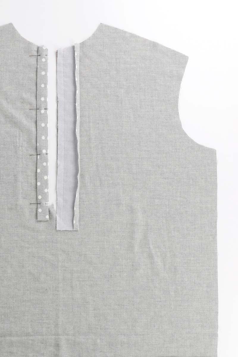 29 pinned placket
