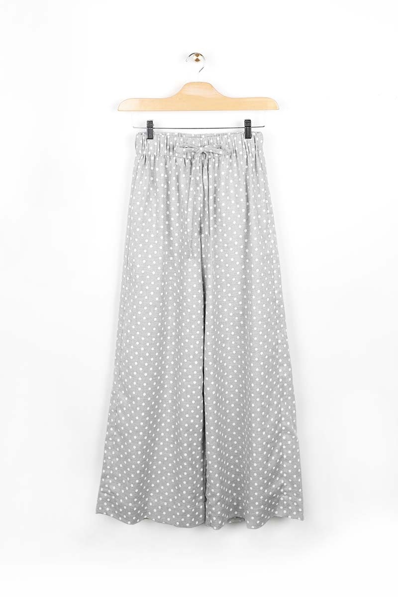 Trouser hang shot