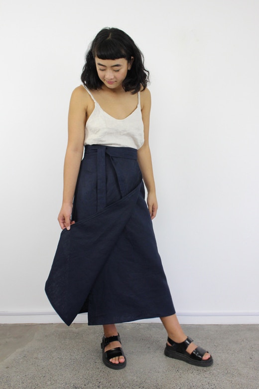 Option 2 navy linen peppermint wrap skirt fabric by the fabric store