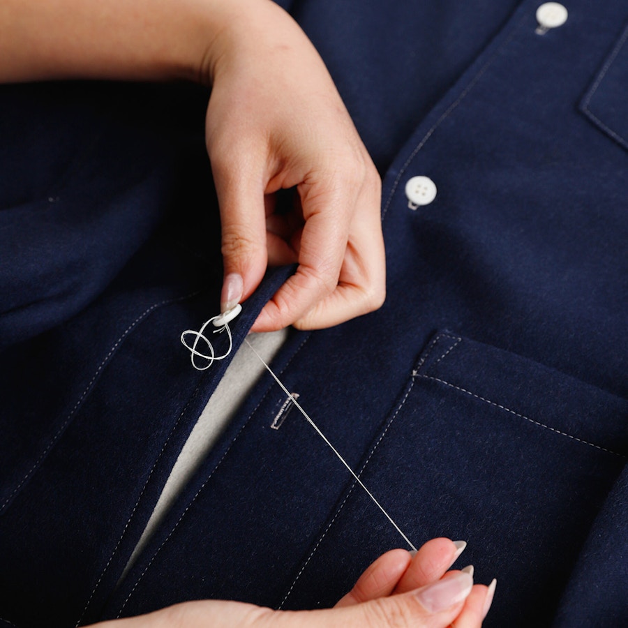 Overshirt Sewing On Buttons SQ