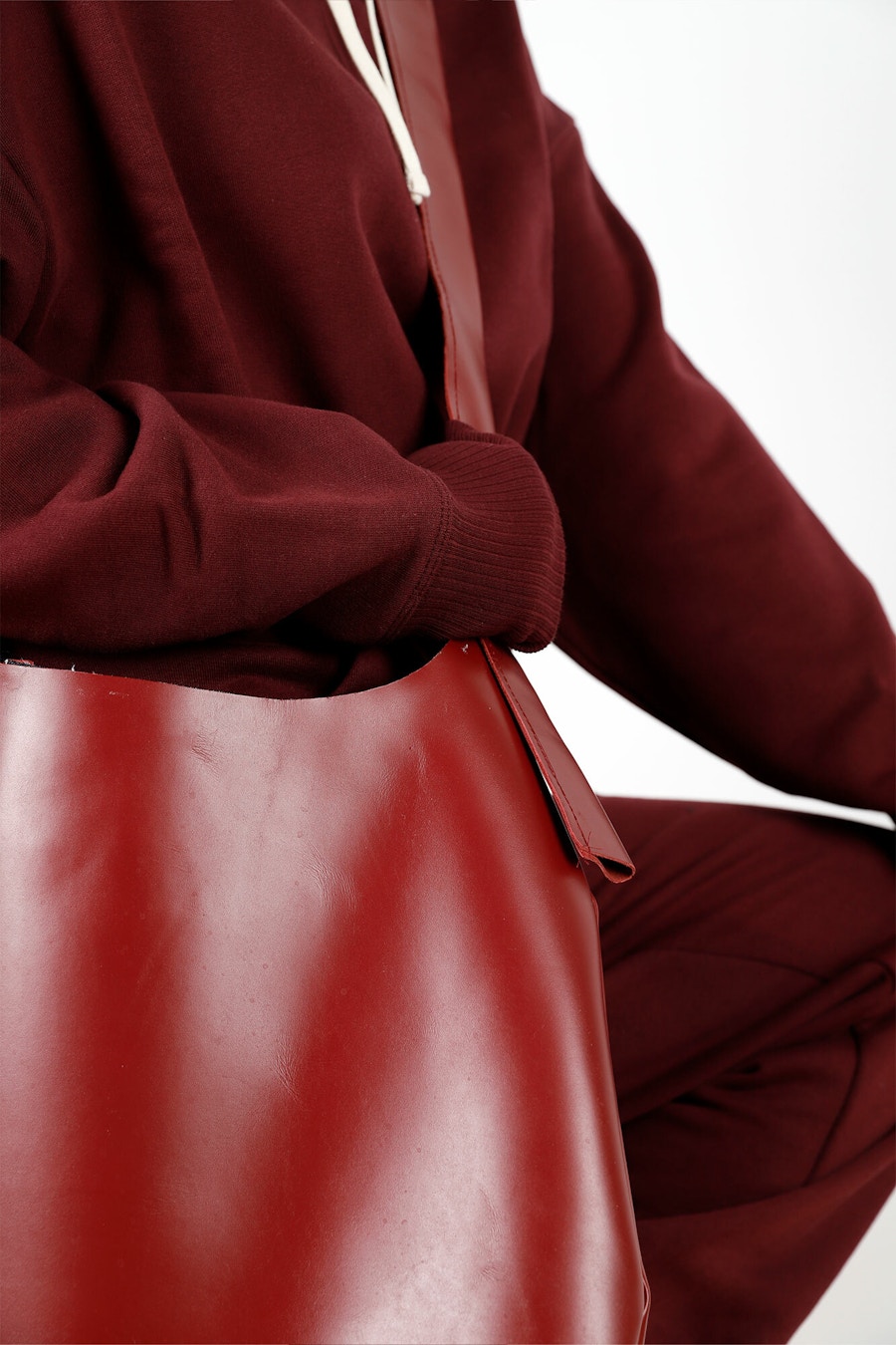 Big Red Handbag Back Crop