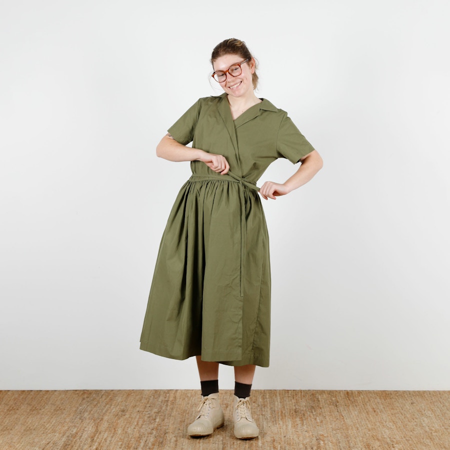 SQ Steph Zadie Dress Front Holding Tie
