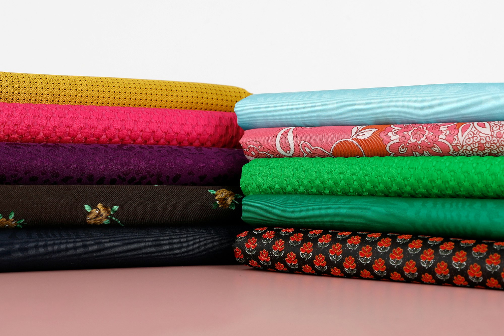 AUS Jacquards And Plain Polys Landscape